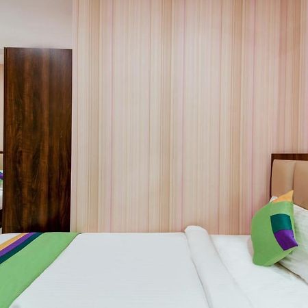 Treebo Trend Sindhura Grand Hotel Hyderabad Ngoại thất bức ảnh