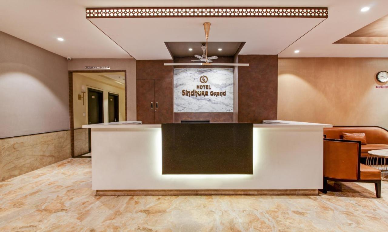 Treebo Trend Sindhura Grand Hotel Hyderabad Ngoại thất bức ảnh